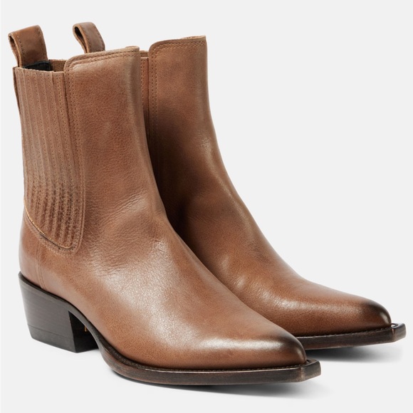 New Golden Goose Debbie Pointed Leather Ankle Boots - Picture 1 of 9